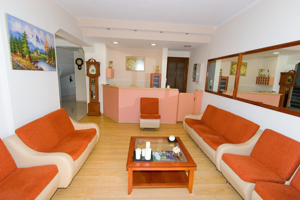Miami Studios Loutra Edipsou  Ngoại thất bức ảnh
