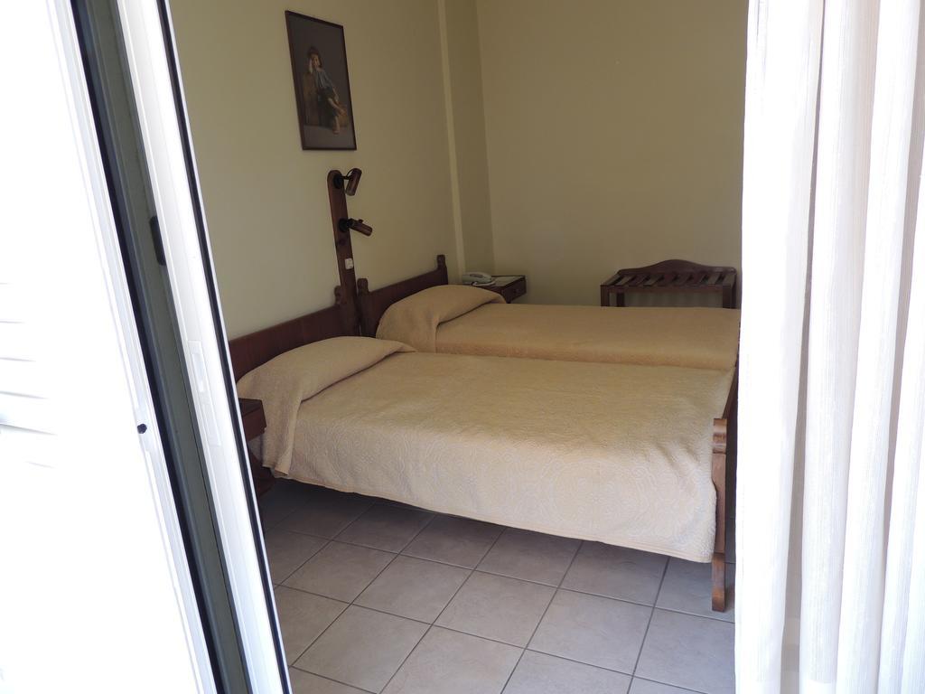 Miami Studios Loutra Edipsou  Phòng bức ảnh