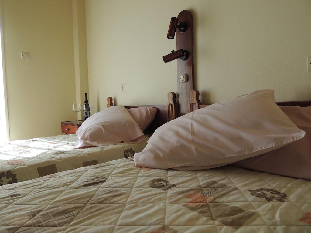 Miami Studios Loutra Edipsou  Phòng bức ảnh